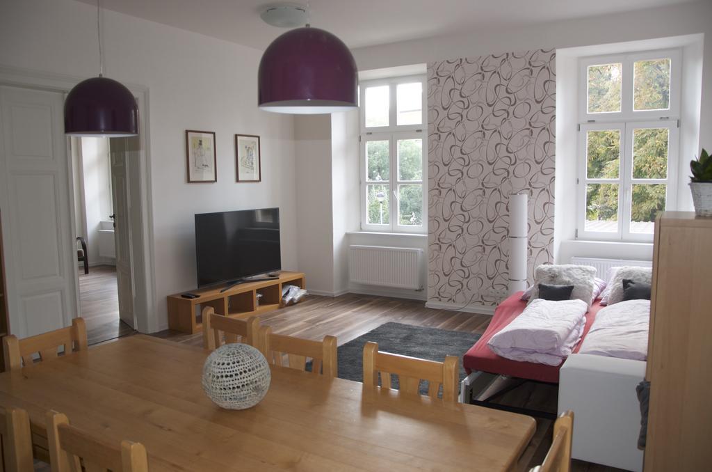 Apartments Corso Зноймо Экстерьер фото