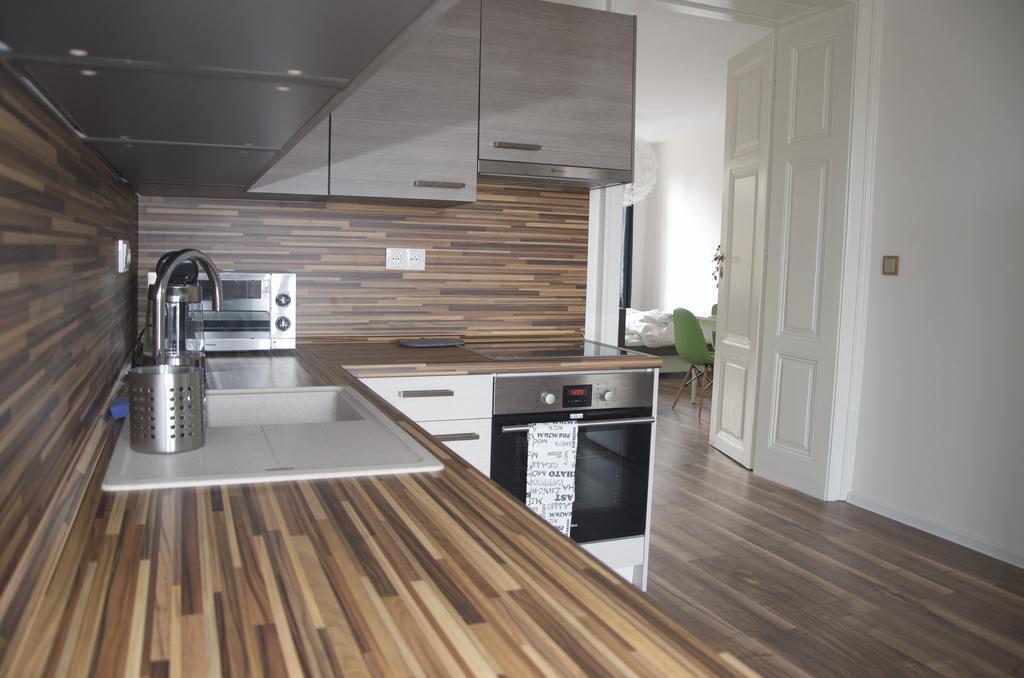 Apartments Corso Зноймо Экстерьер фото